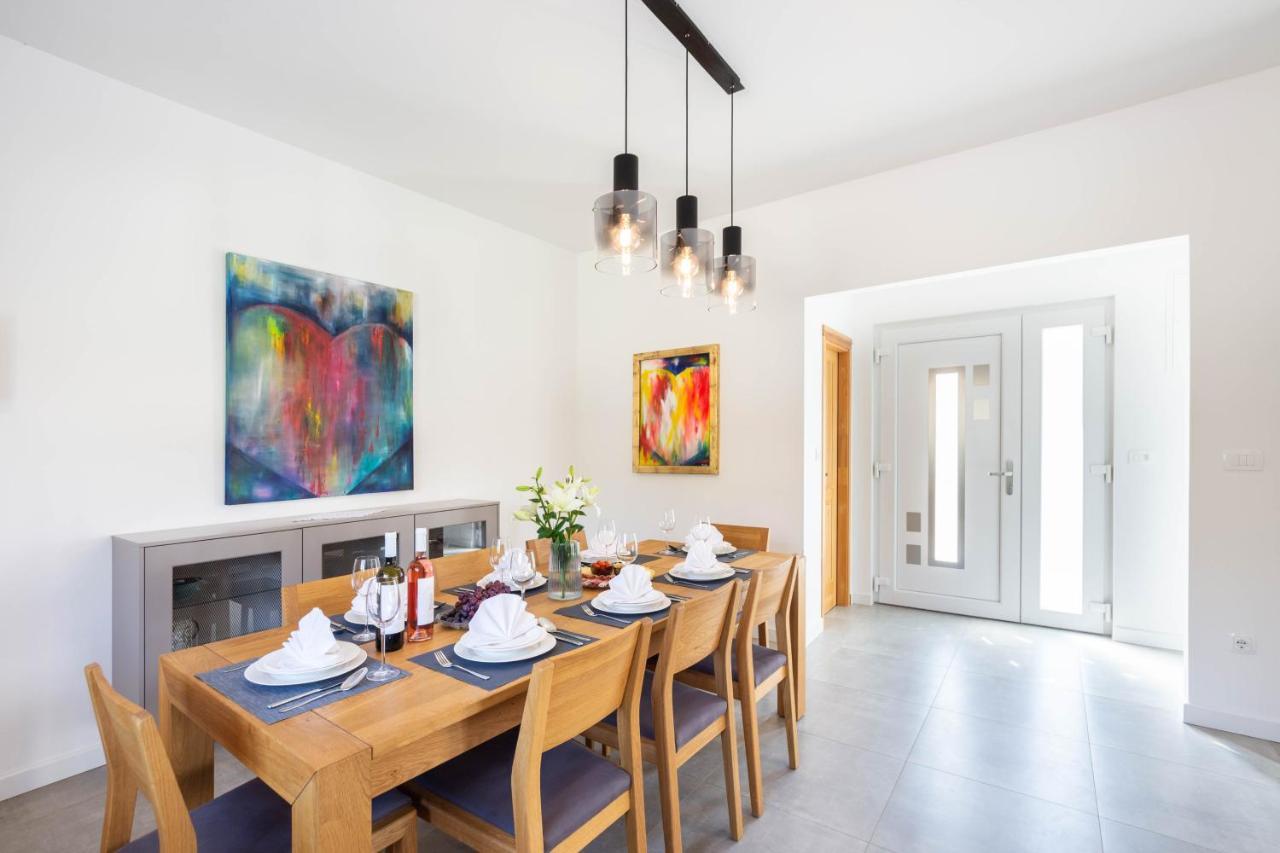 Villa Dorso With Heated Pool Klis المظهر الخارجي الصورة