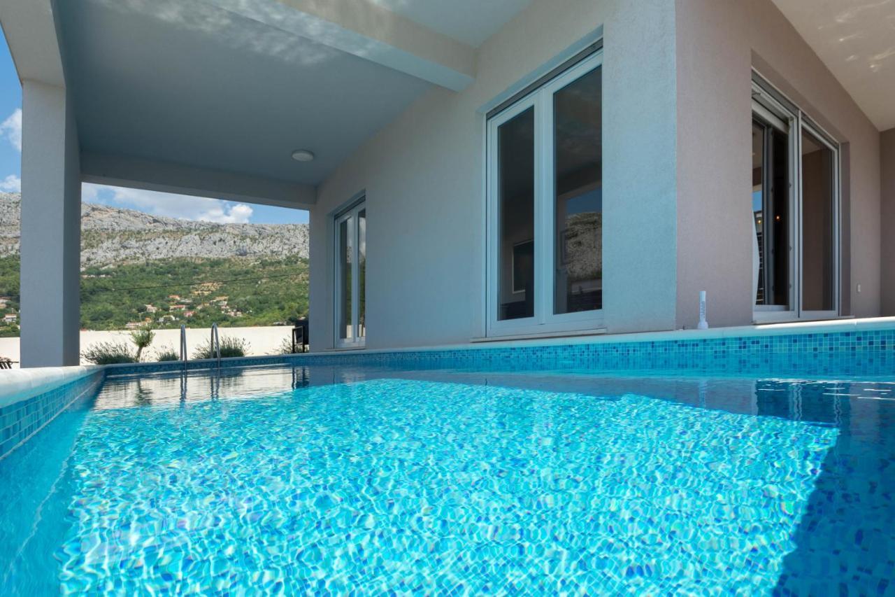 Villa Dorso With Heated Pool Klis المظهر الخارجي الصورة